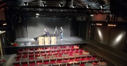 Installazione luci DTS Lighting sul palco Zelig cabaret by Team B-Happy